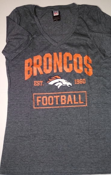 NFL broncos football short sleeve T-shirt - Picture 7 of 9